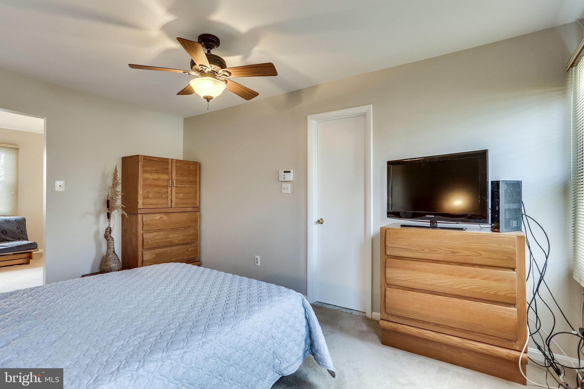 NORTON SQUARE - Residential