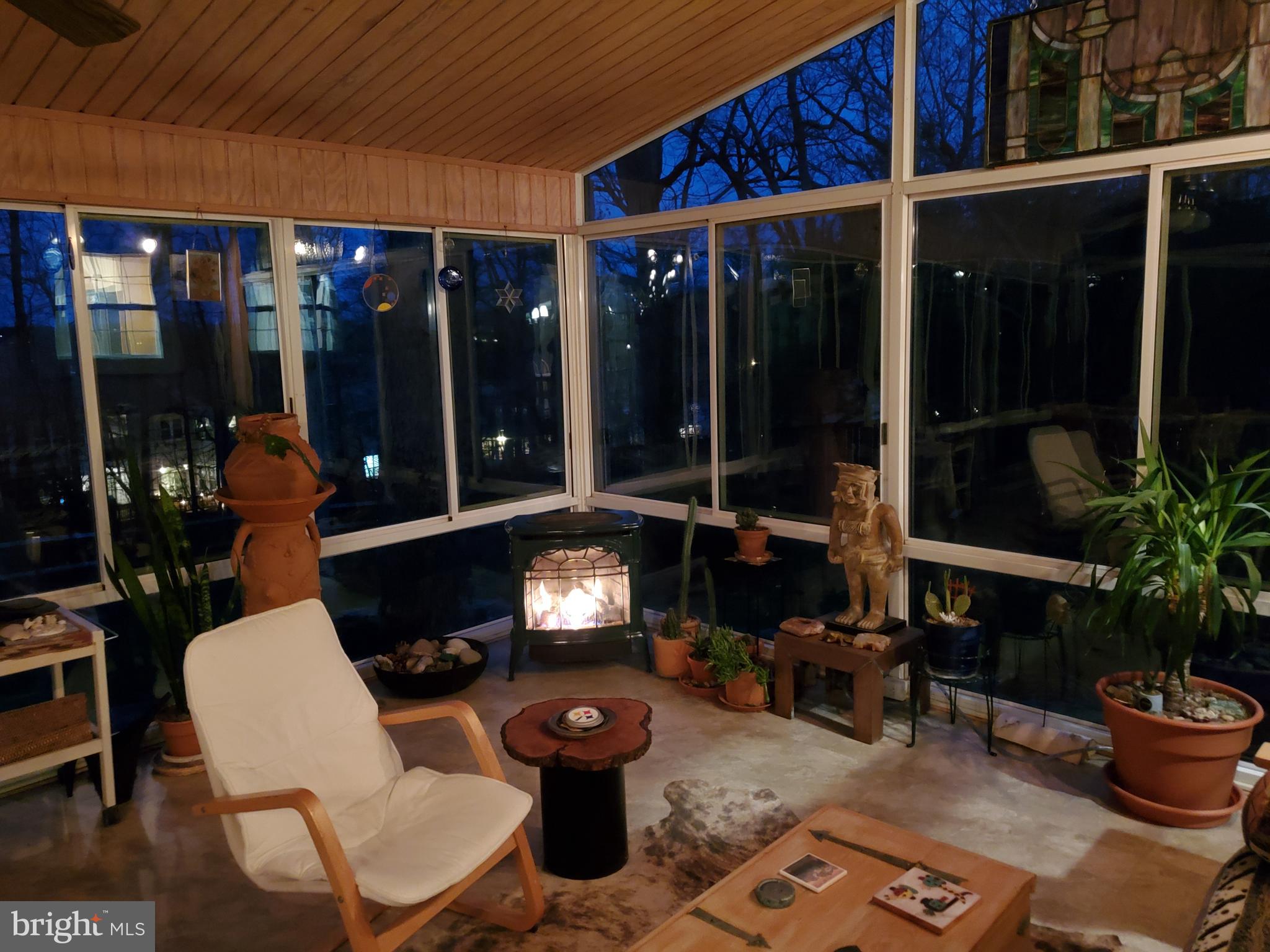 NORTON SQUARE - Residential