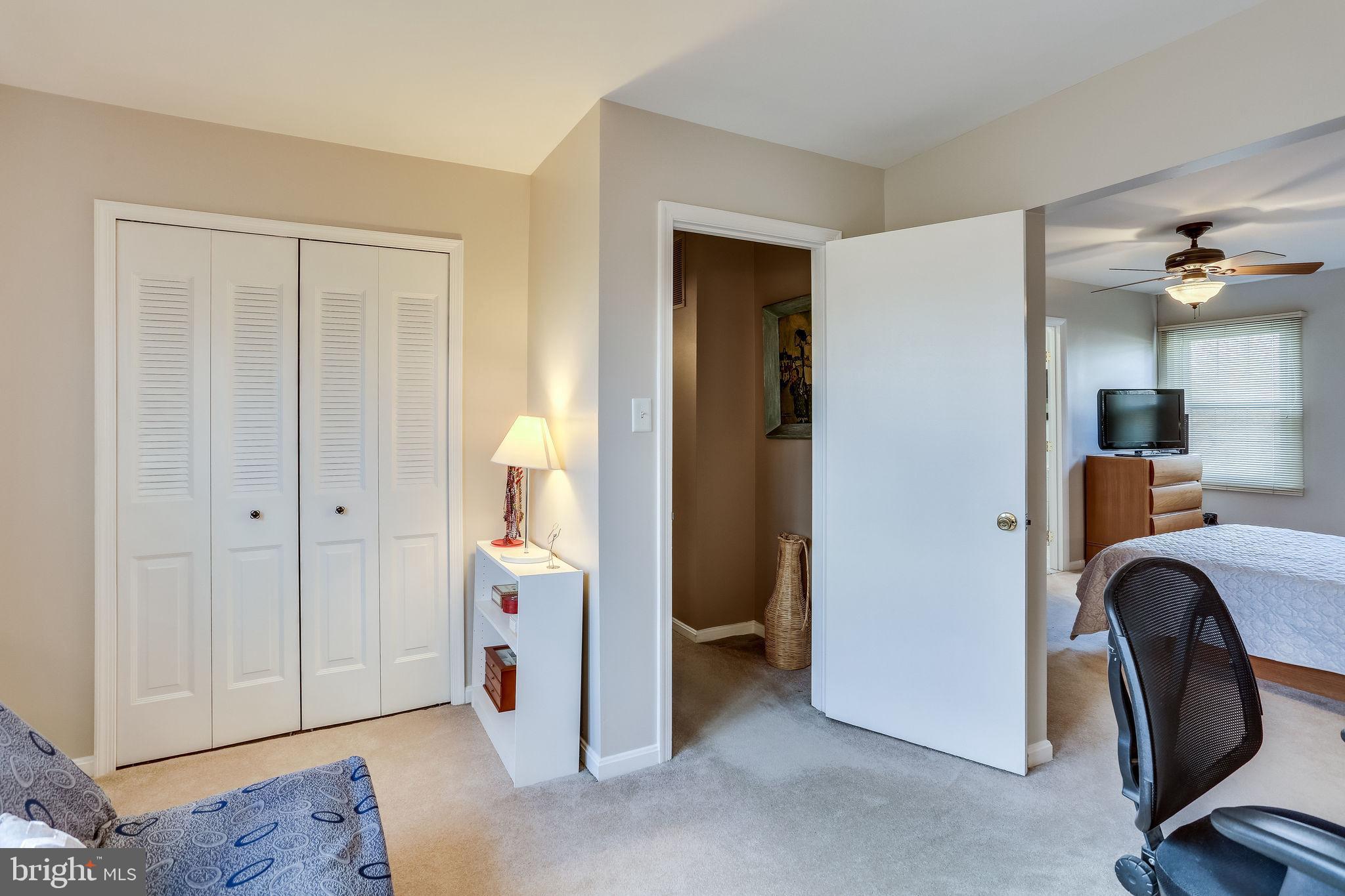 NORTON SQUARE - Residential