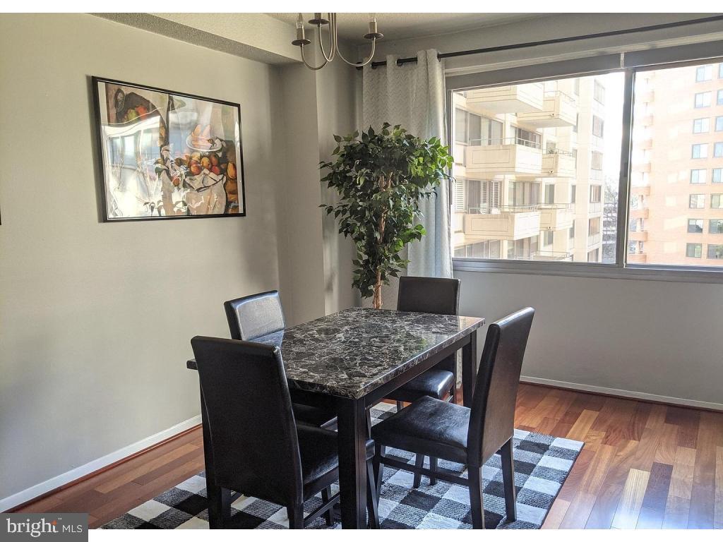 4515 WILLARD AVENUE 916S