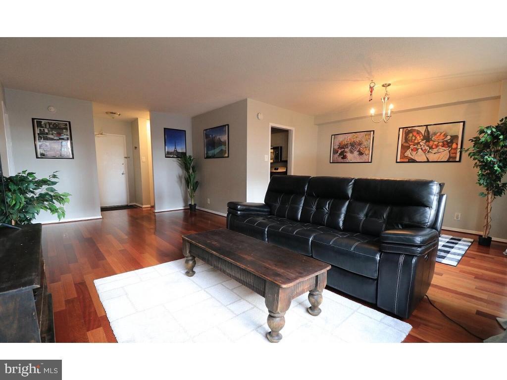 4515 WILLARD AVENUE 916S