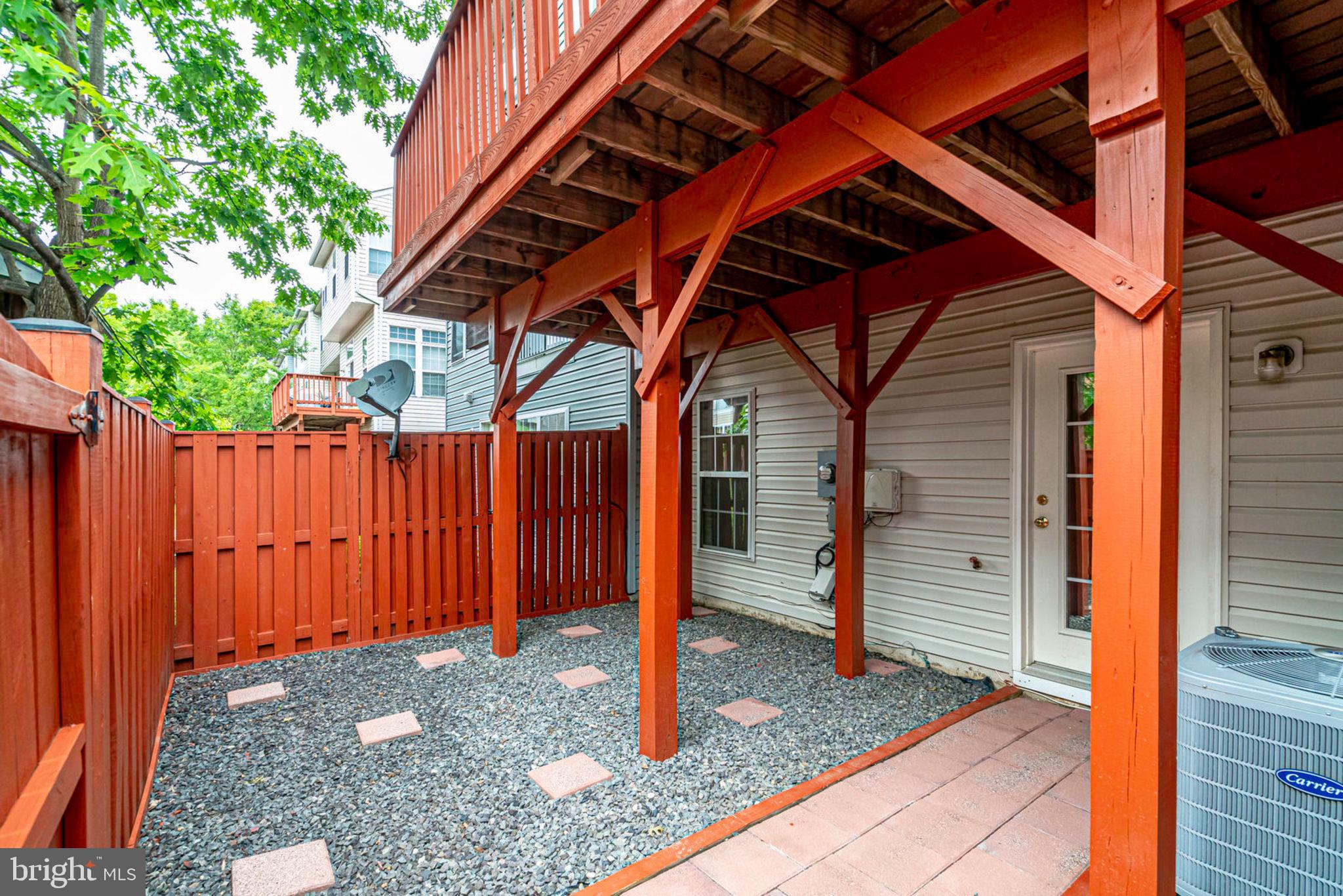 SKYVIEW PARK - Residential Lease