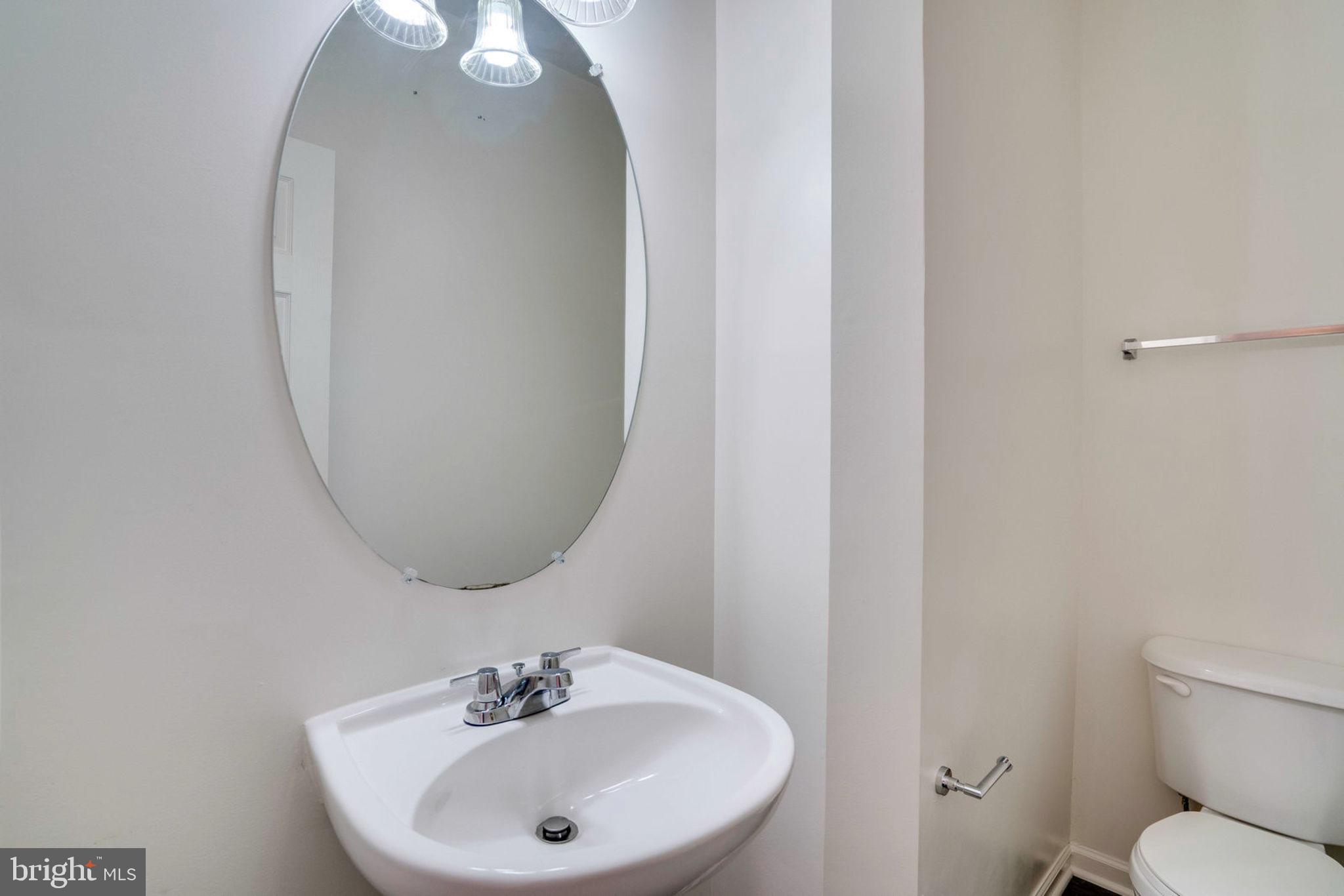 SKYVIEW PARK - Residential Lease