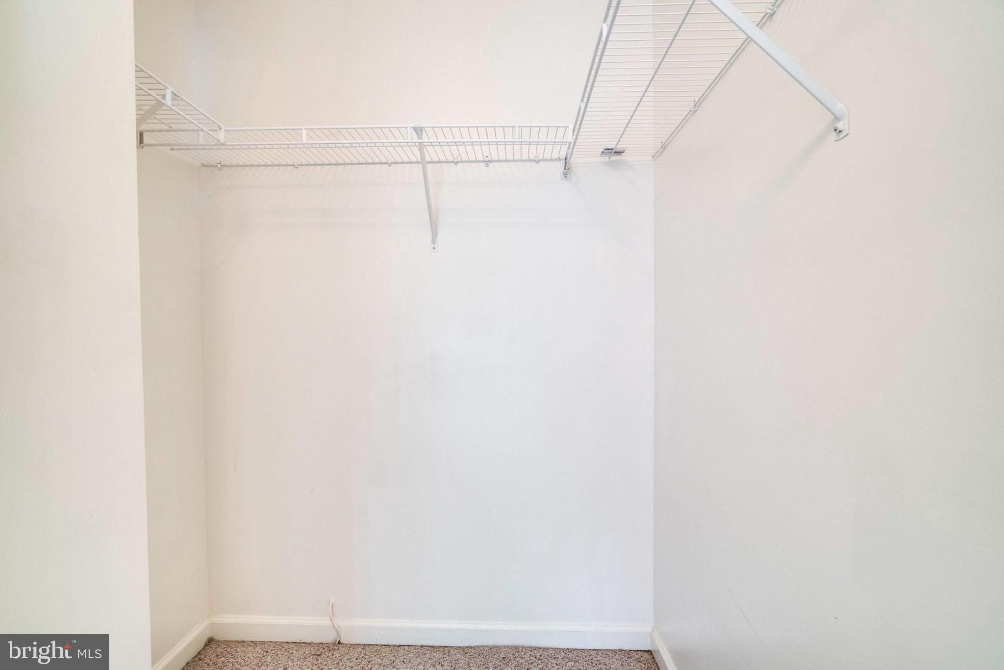 SKYVIEW PARK - Residential Lease