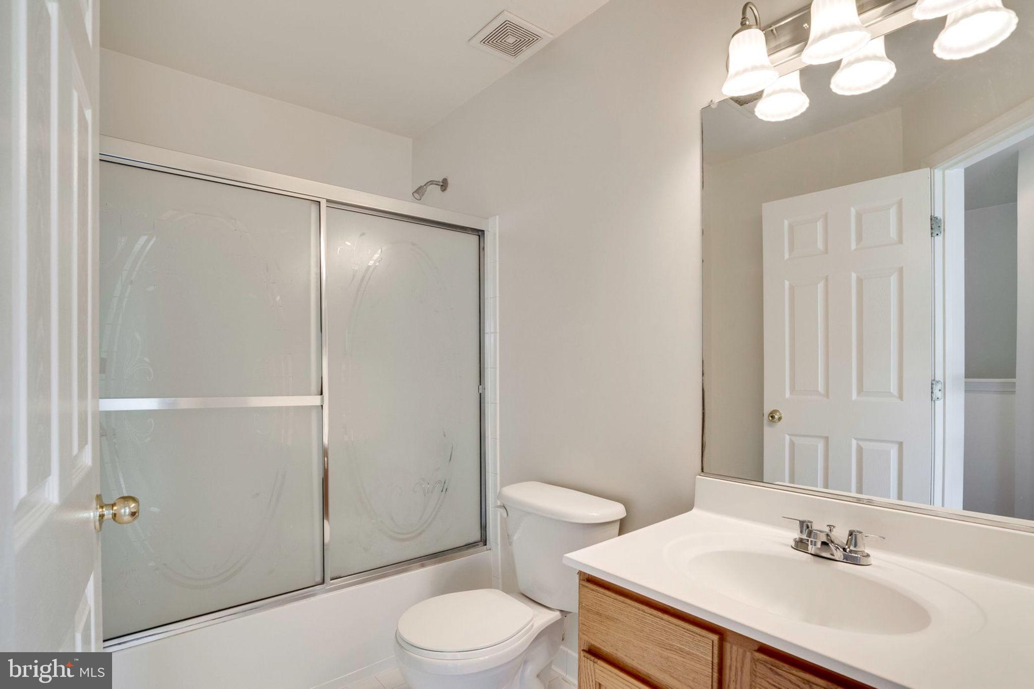 SKYVIEW PARK - Residential Lease