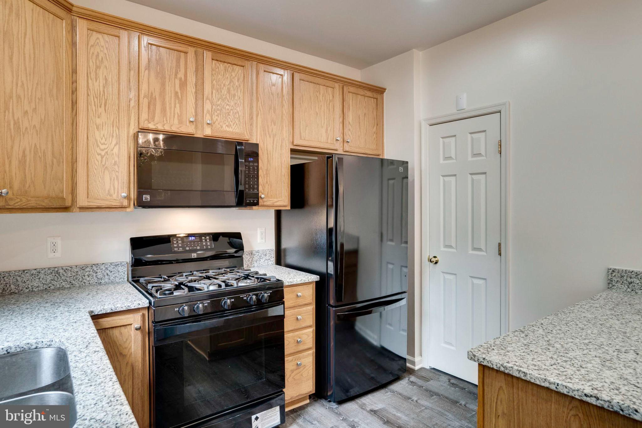 SKYVIEW PARK - Residential Lease