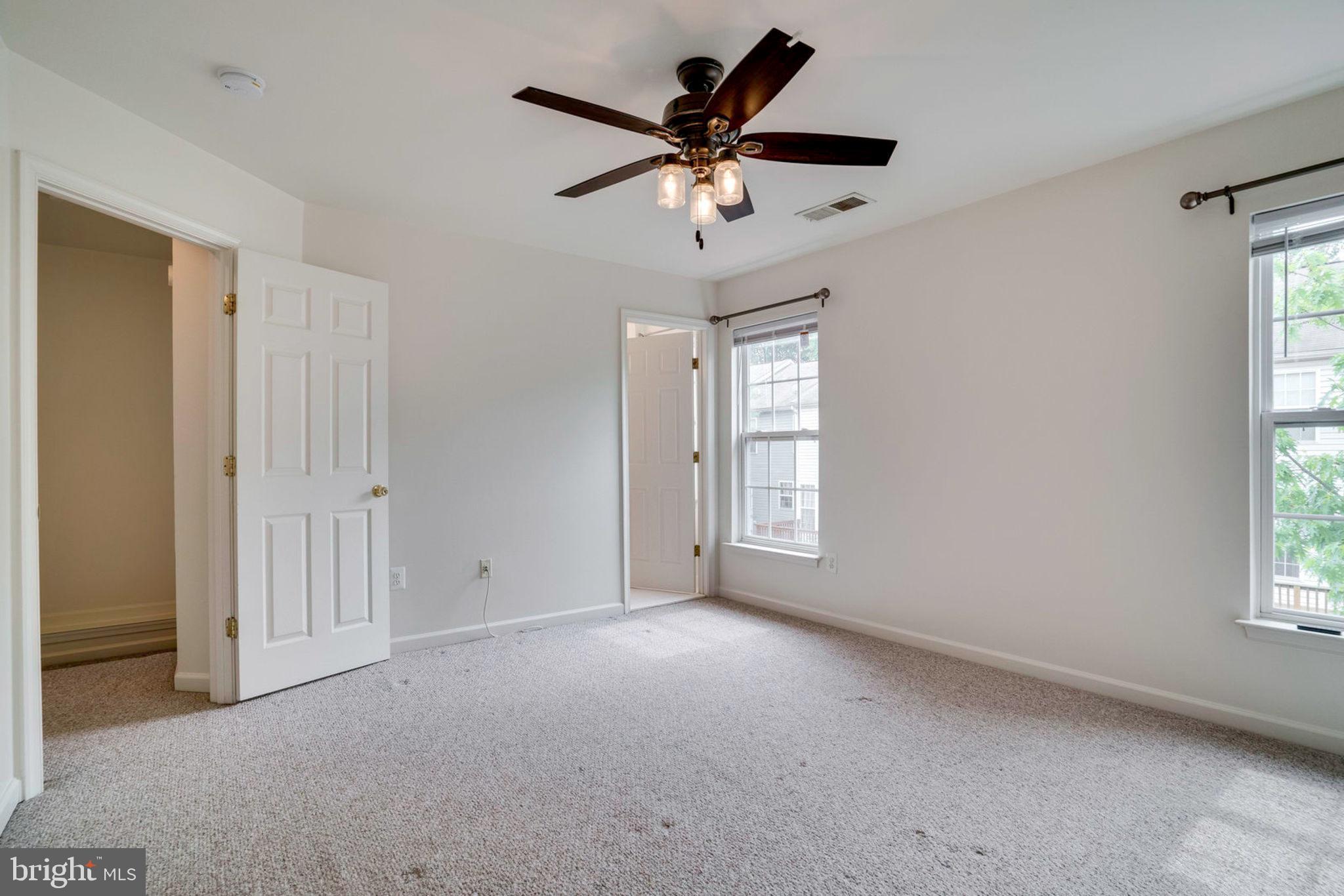 SKYVIEW PARK - Residential Lease