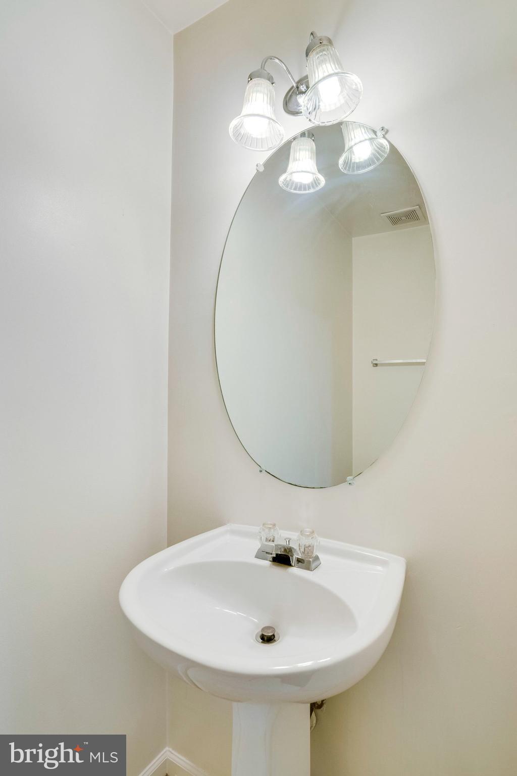 SKYVIEW PARK - Residential Lease