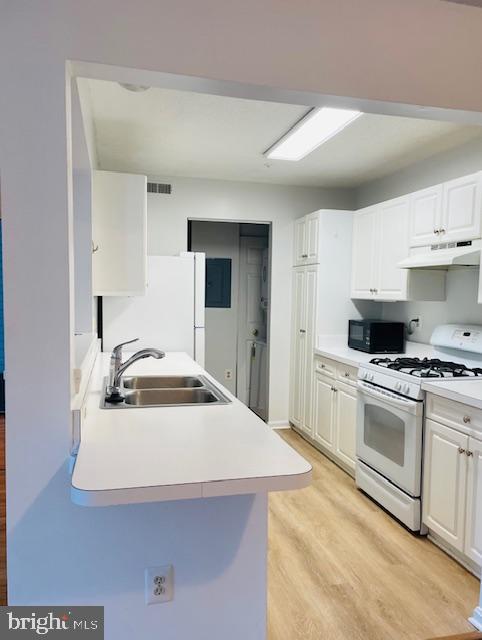 DECOVERLY - Residential Lease