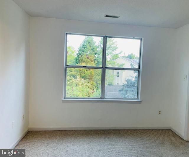 DECOVERLY - Residential Lease