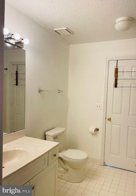 DECOVERLY - Residential Lease