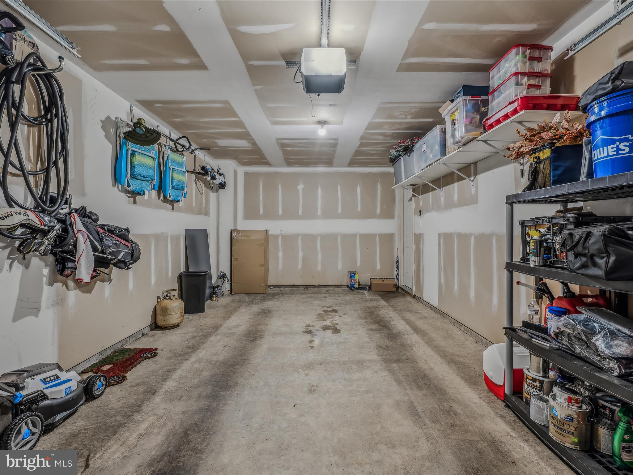 HAMMONDS MILL - Residential