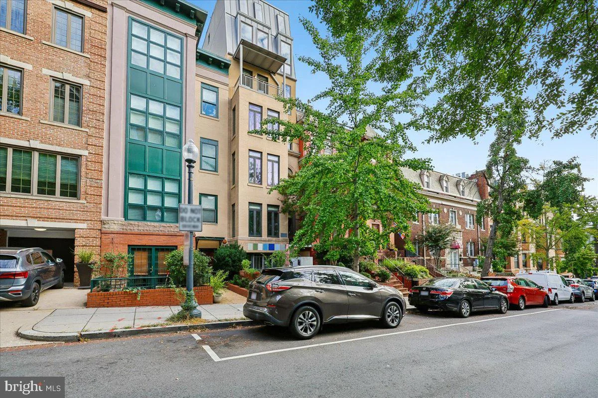 1819 Belmont Road NW Unit 4, Washington, DC 20009