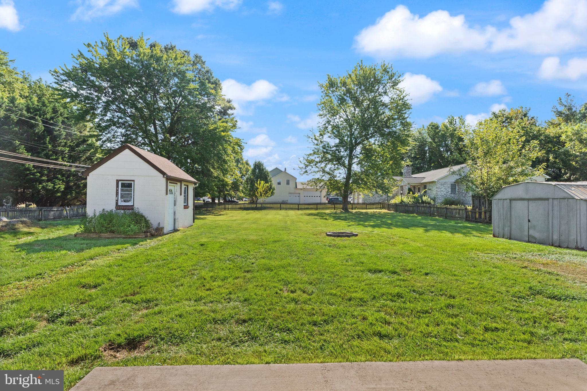 TWIN RIVER BEACH - Residential