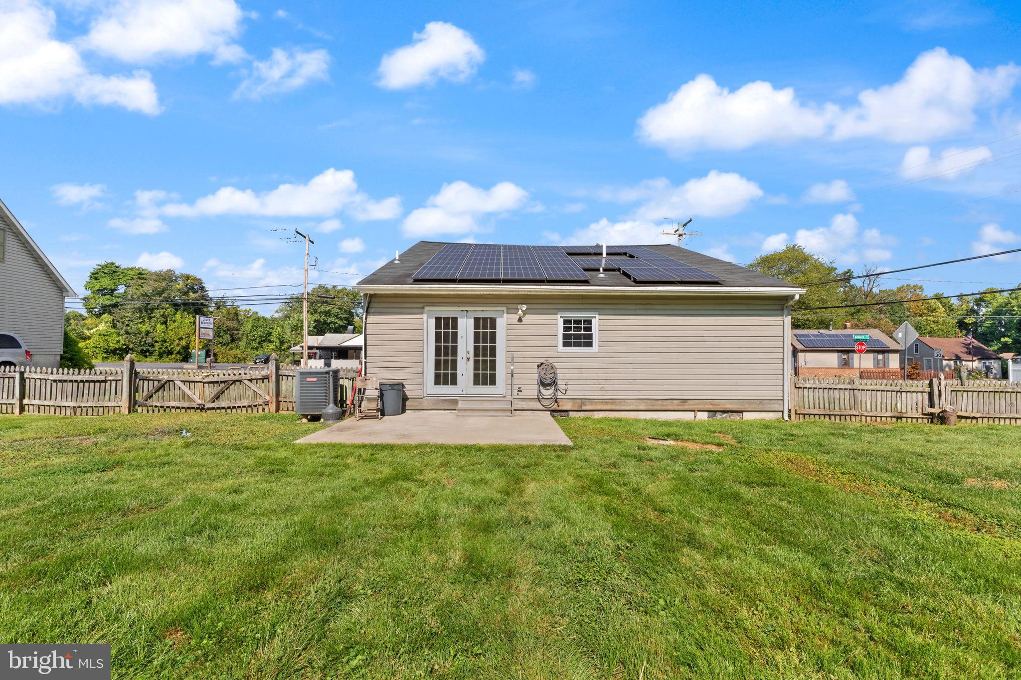 TWIN RIVER BEACH - Residential