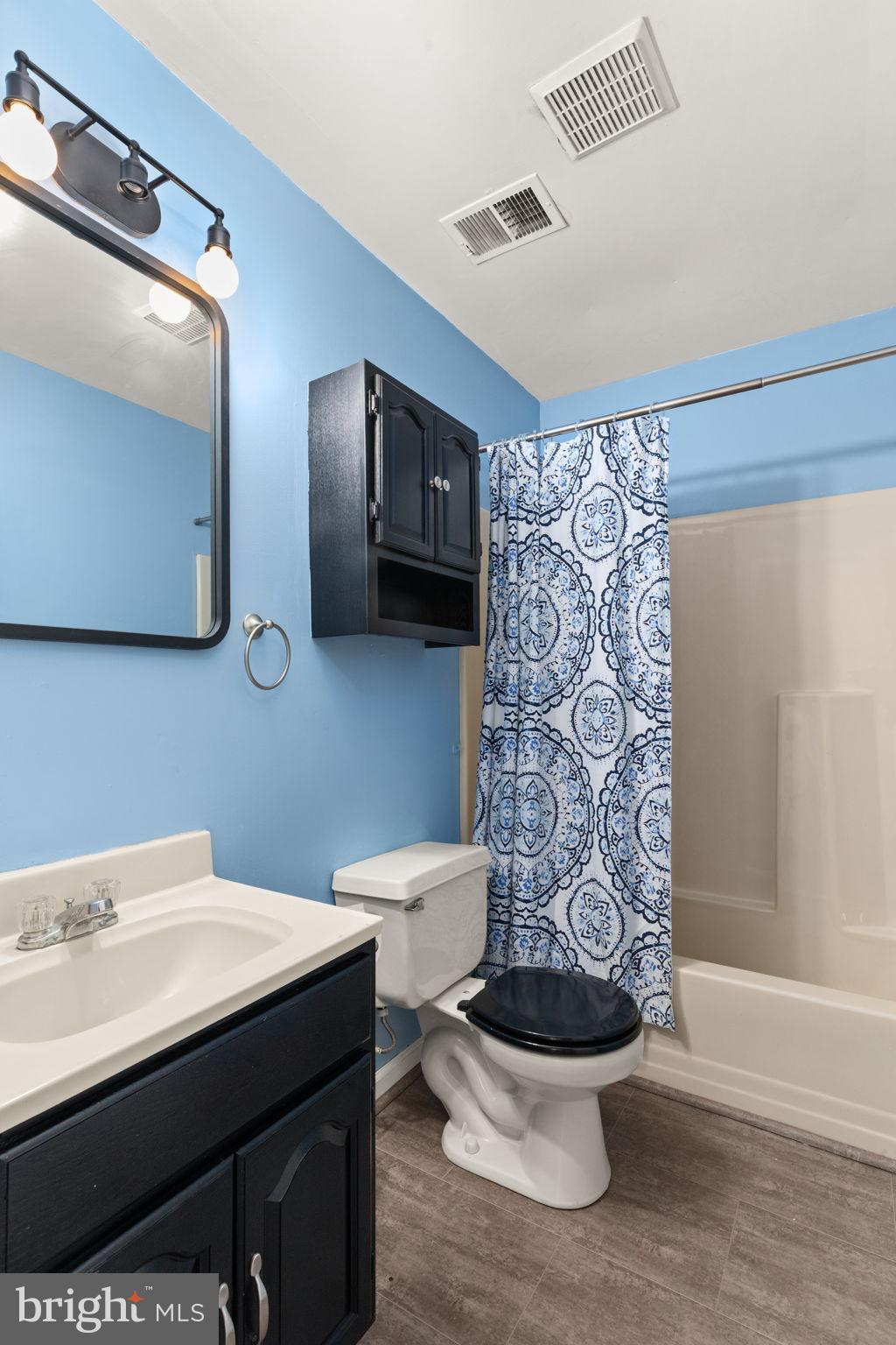 TWIN RIVER BEACH - Residential