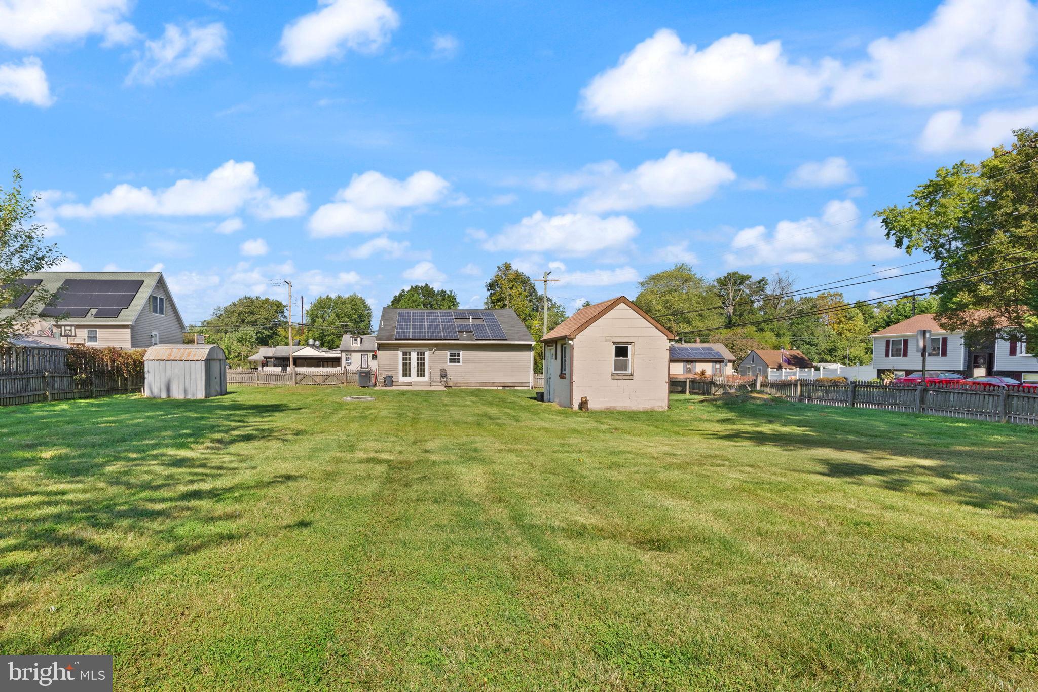TWIN RIVER BEACH - Residential