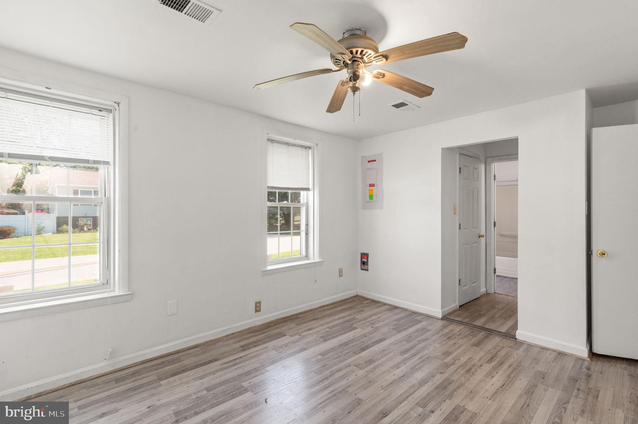 TWIN RIVER BEACH - Residential