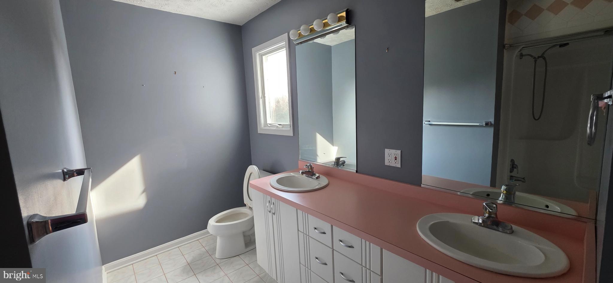 HUNTERS RIDGE - Residential