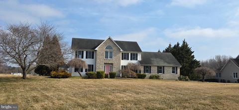 Photo of 221 Winchester Drive, CENTREVILLE, MD 21617 (MLS # MDQA2016380)