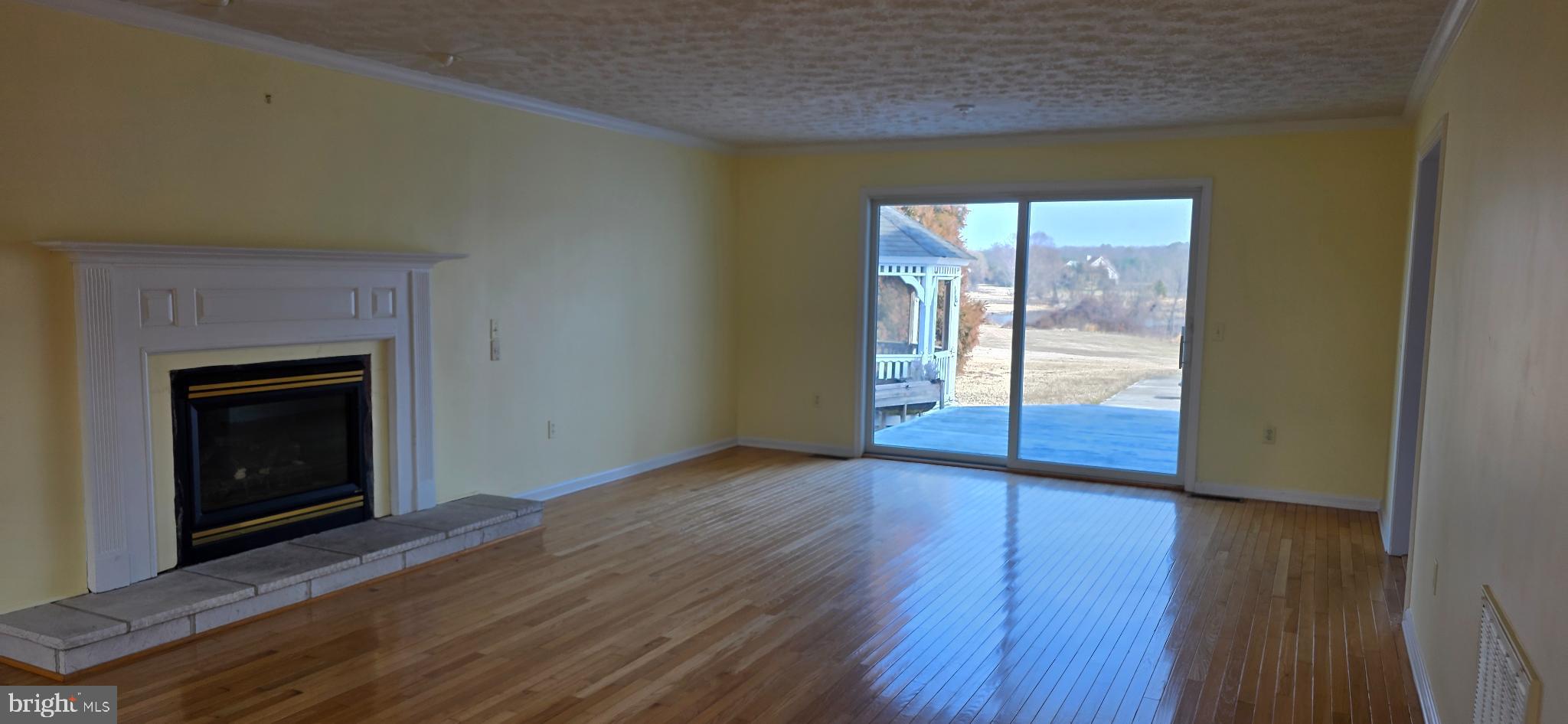 HUNTERS RIDGE - Residential