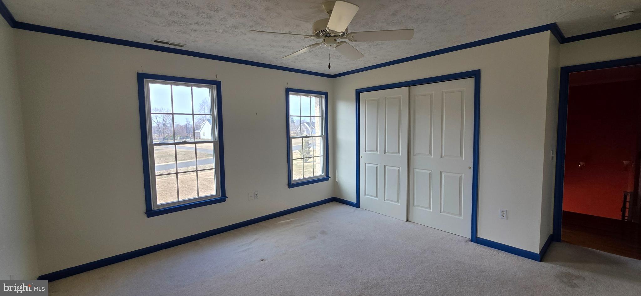 HUNTERS RIDGE - Residential