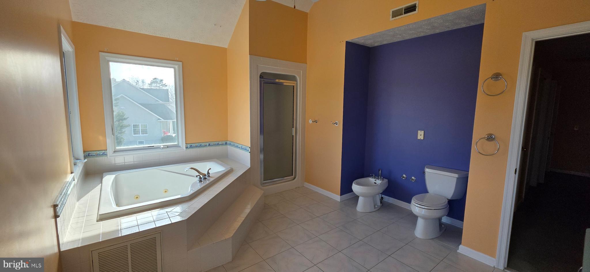 HUNTERS RIDGE - Residential