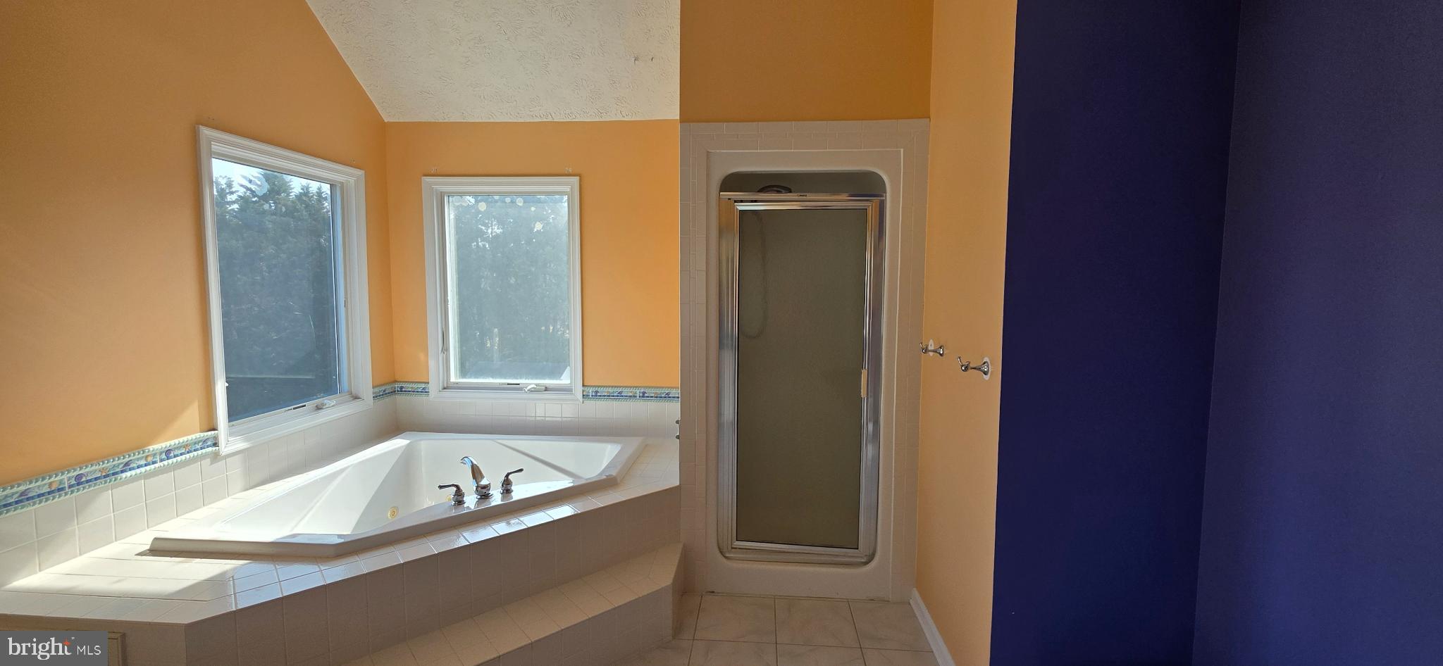 HUNTERS RIDGE - Residential