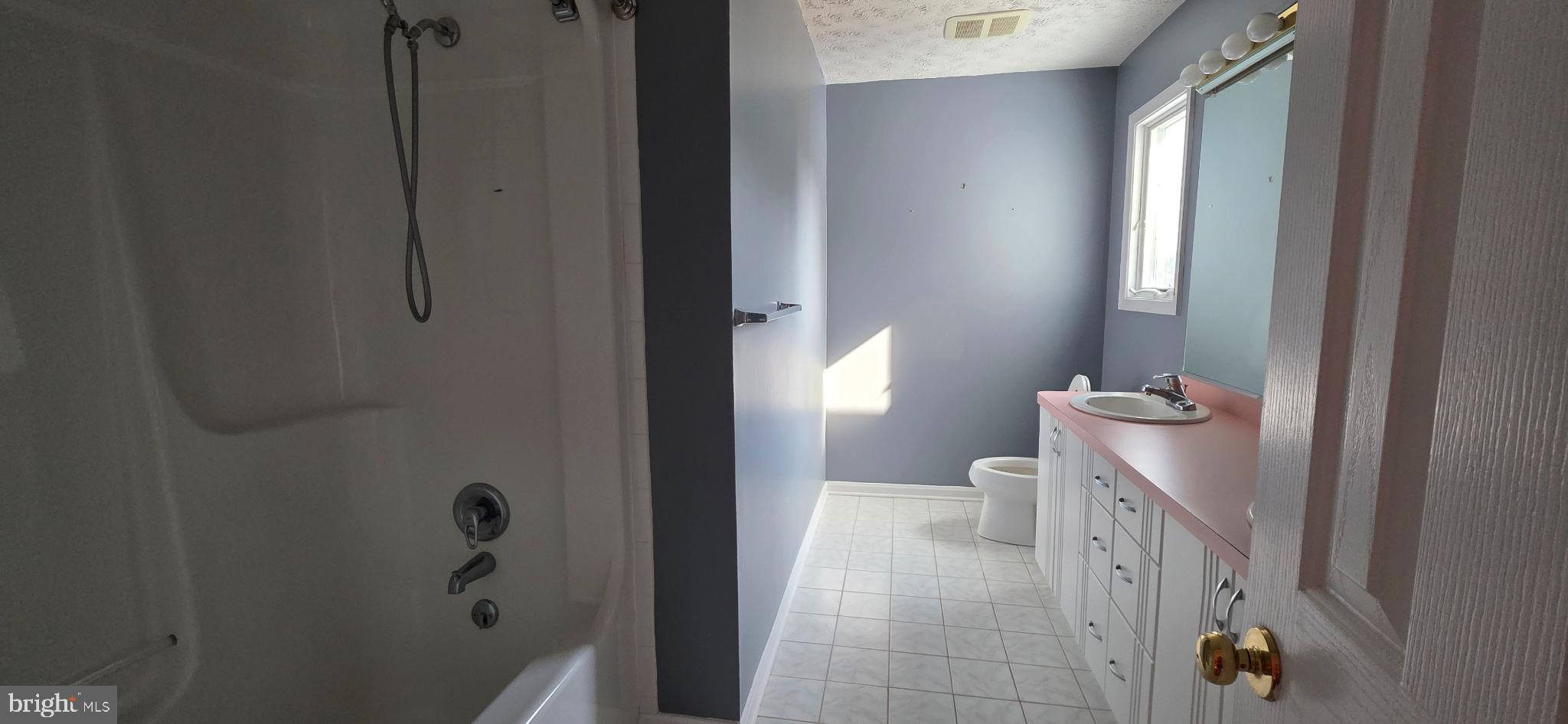 HUNTERS RIDGE - Residential