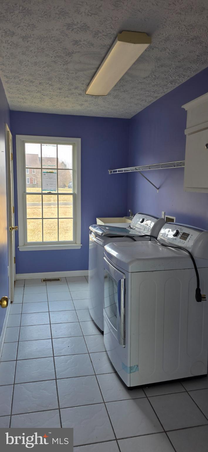 HUNTERS RIDGE - Residential