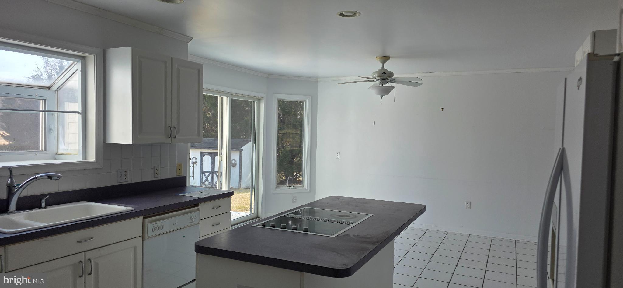 HUNTERS RIDGE - Residential