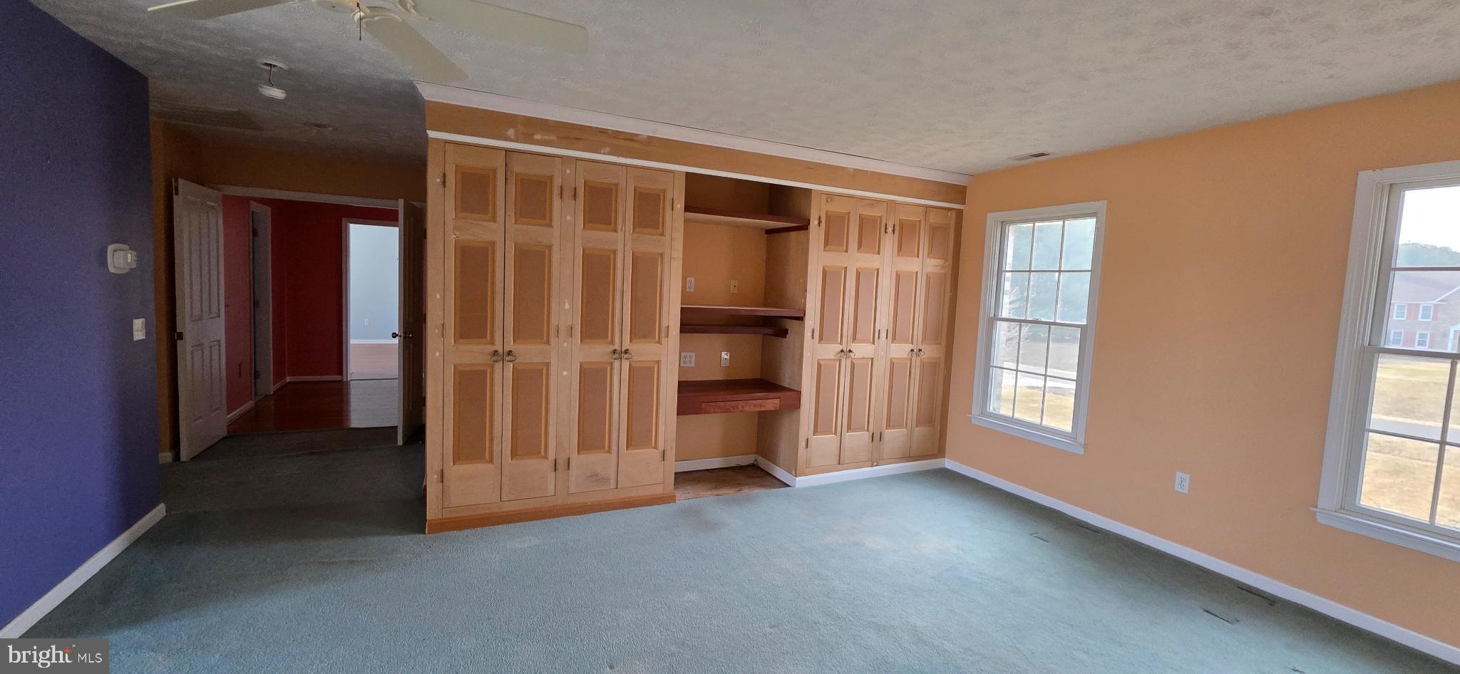 HUNTERS RIDGE - Residential