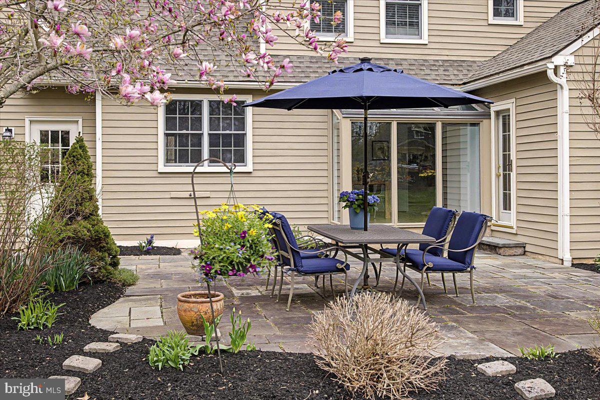 COTTAGEVILLE - Residential