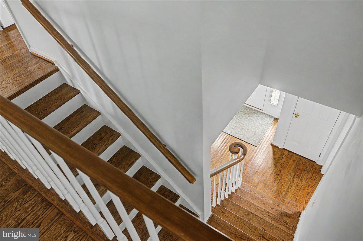 COTTAGEVILLE - Residential