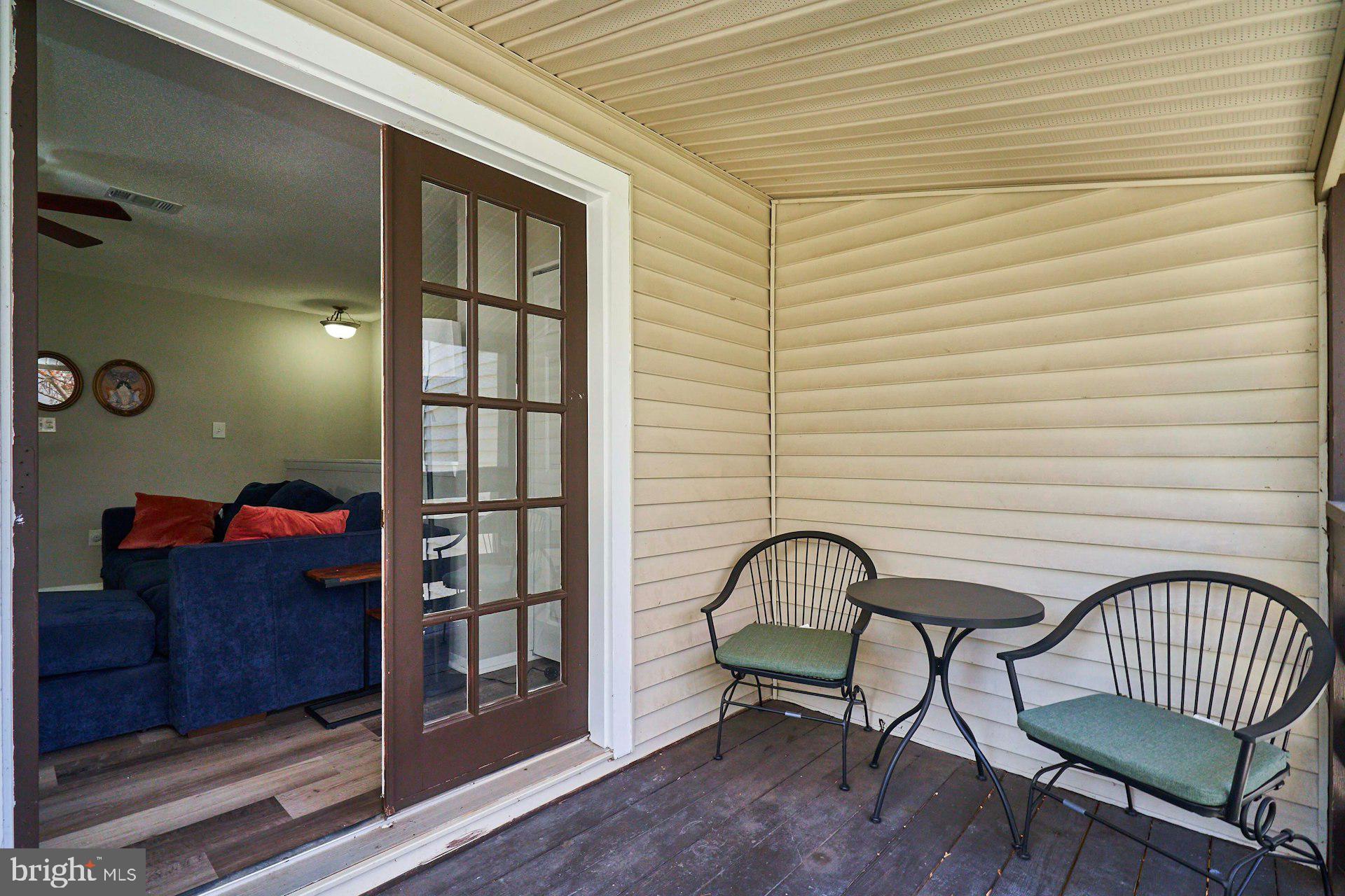 ROCKLEDGE CLUSTERS CONDO - Residential