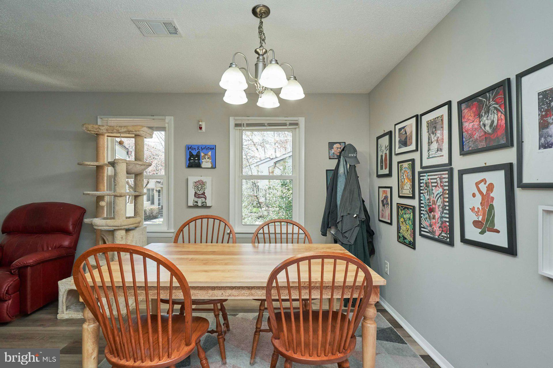 ROCKLEDGE CLUSTERS CONDO - Residential