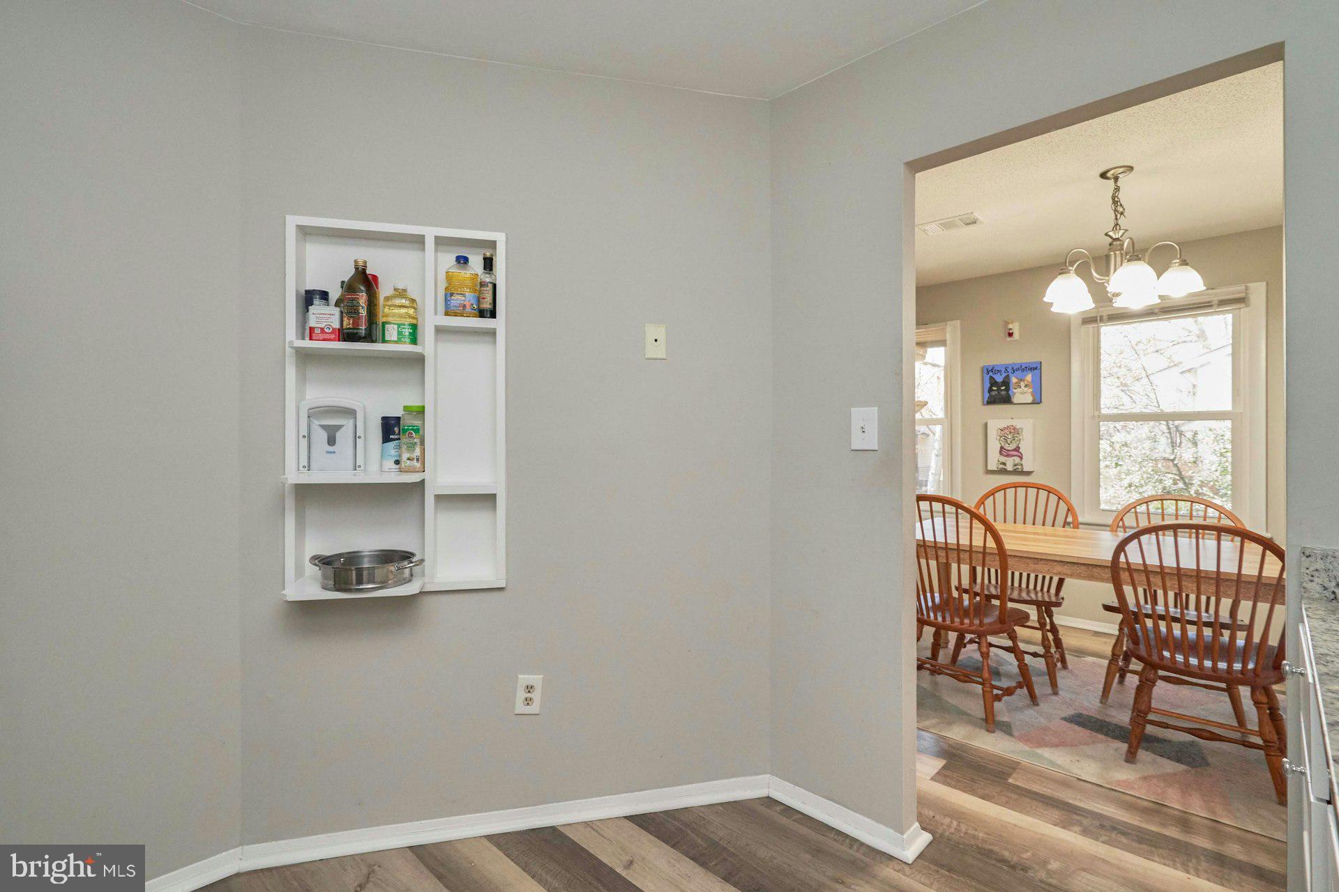 ROCKLEDGE CLUSTERS CONDO - Residential