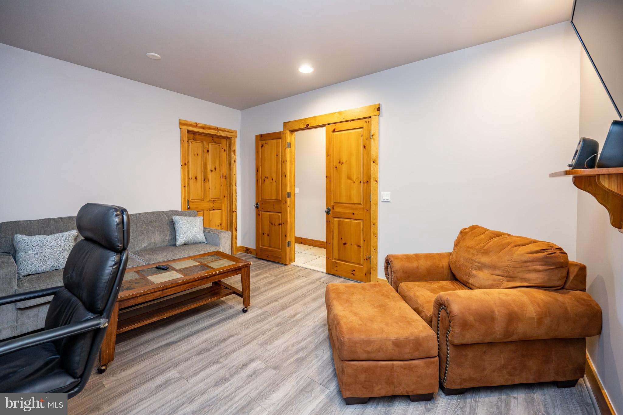 KENDALL CAMP - Residential