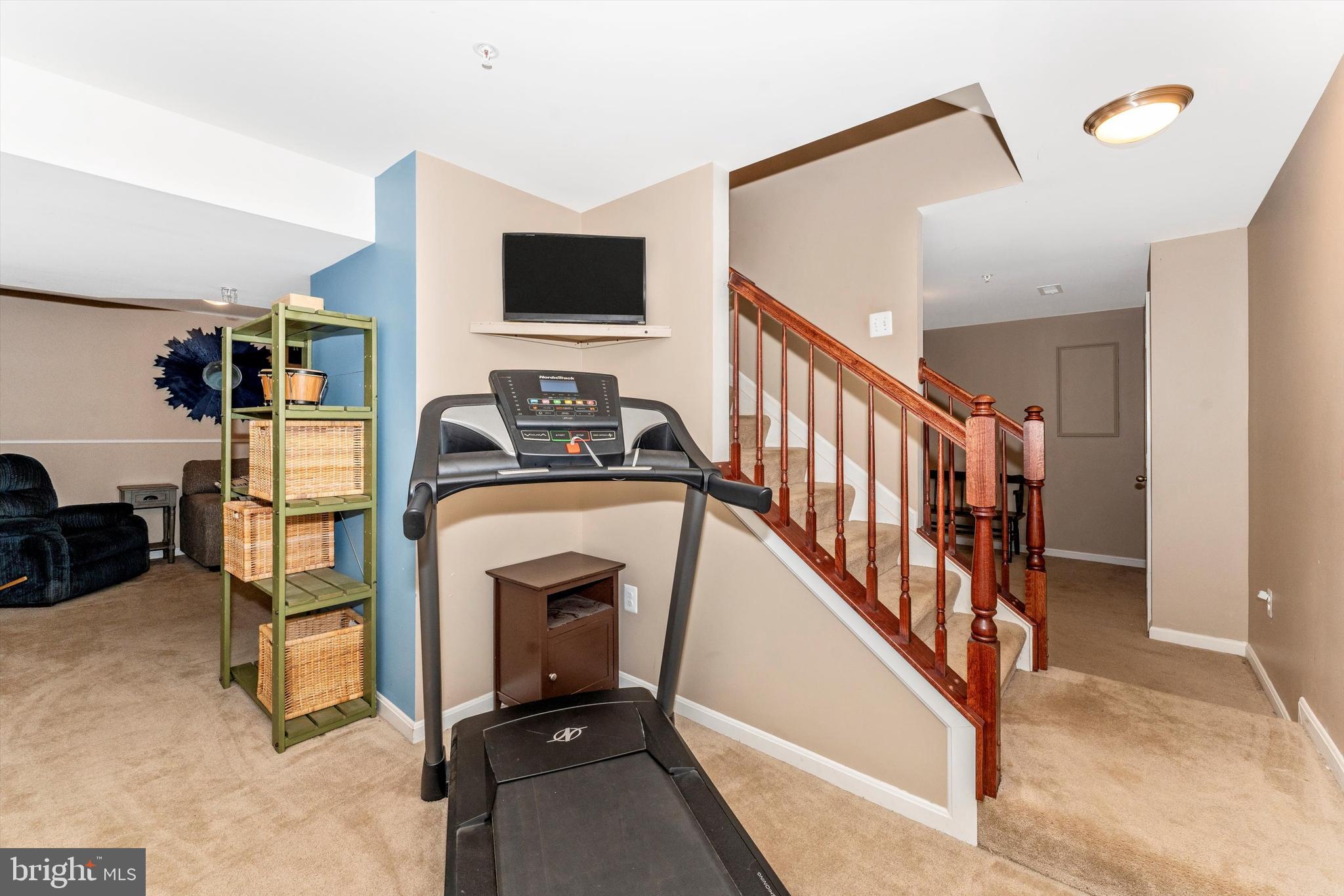 MANCHESTER FARMS - Residential