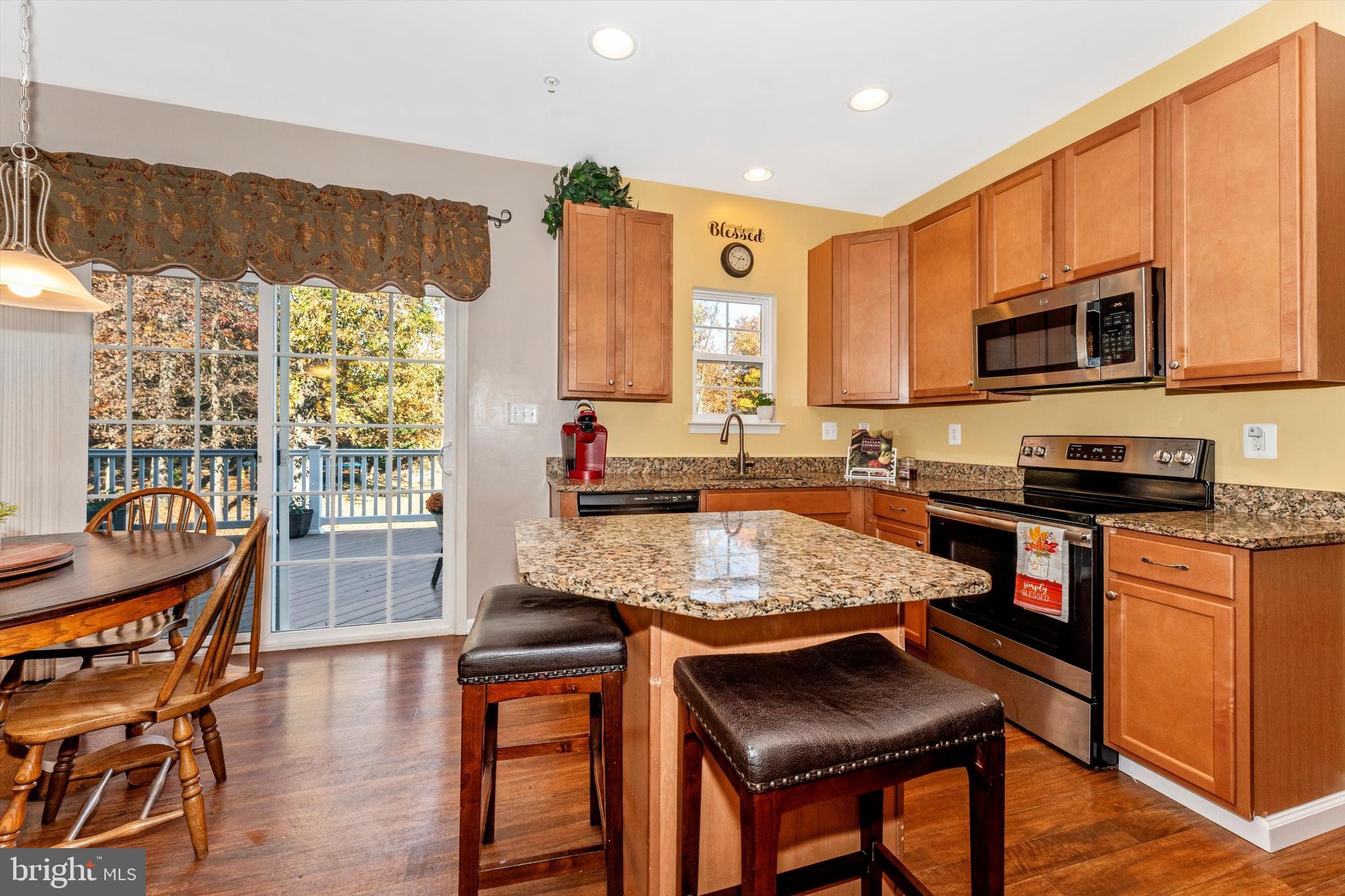 MANCHESTER FARMS - Residential