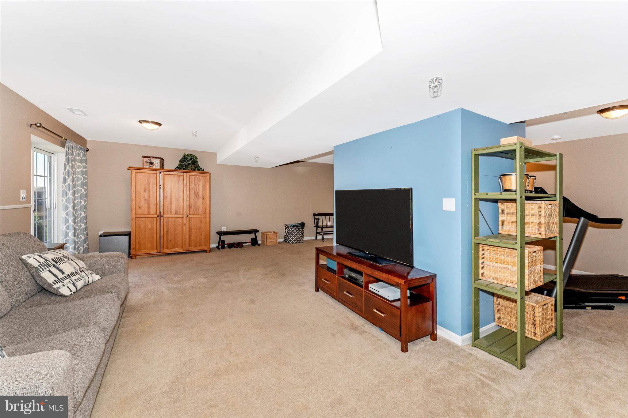 MANCHESTER FARMS - Residential