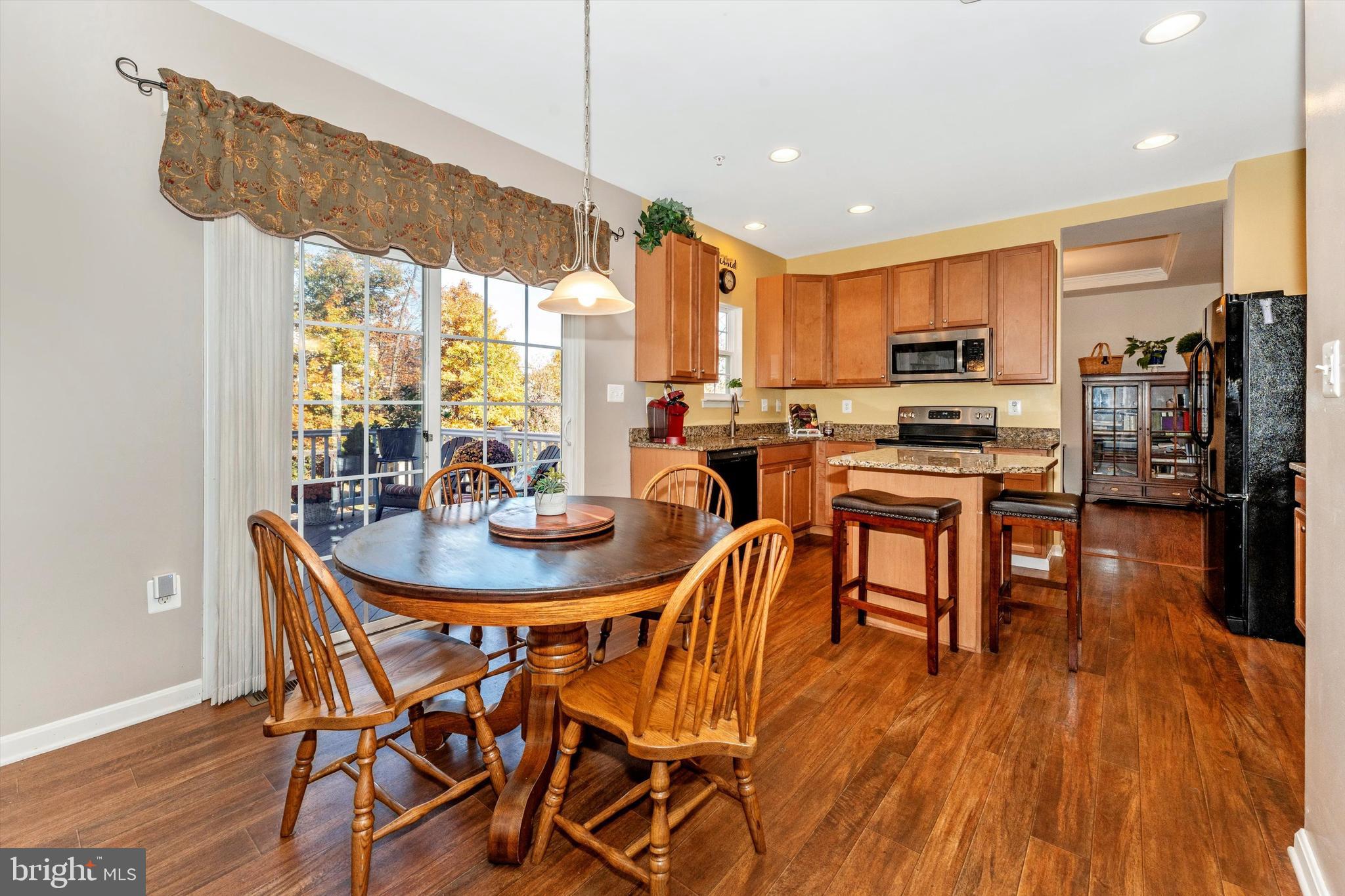 MANCHESTER FARMS - Residential