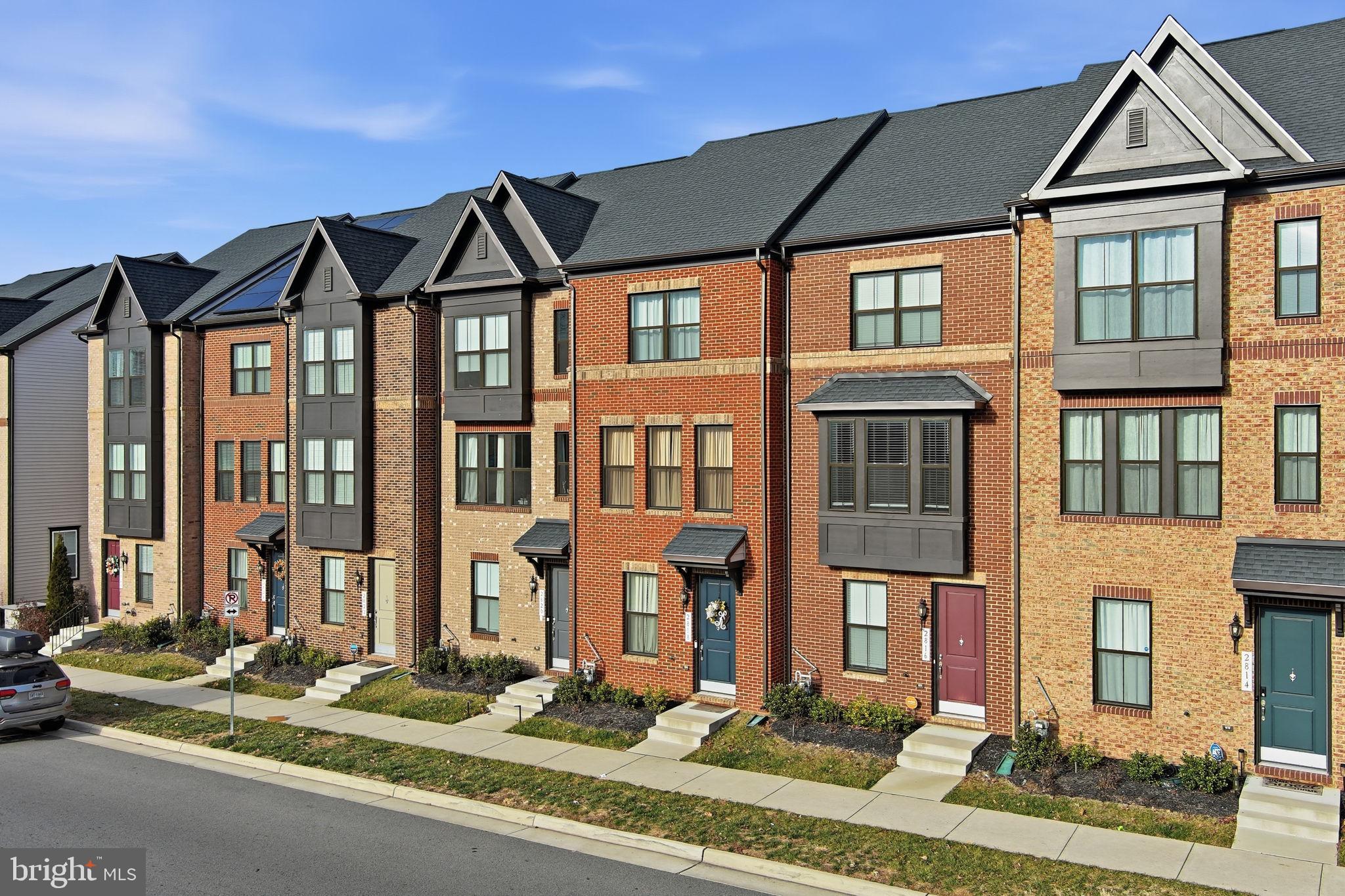 NORTH HILL - Residential Lease