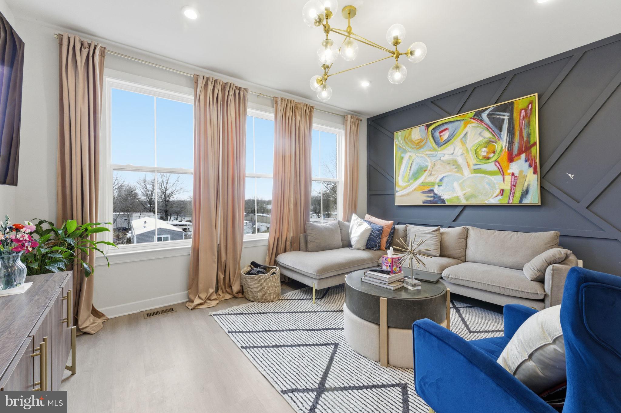 NORTH HILL - Residential Lease