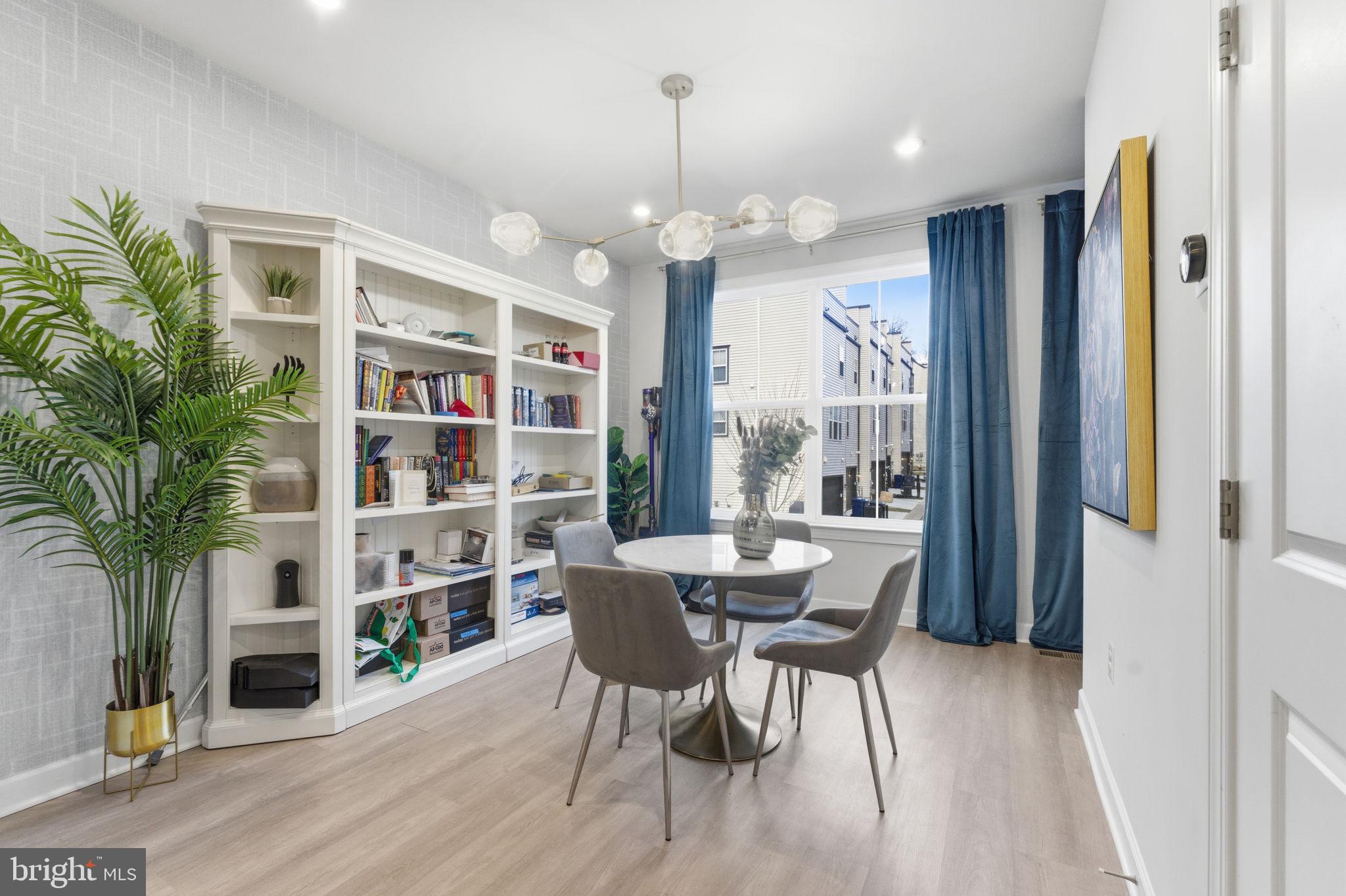 NORTH HILL - Residential Lease