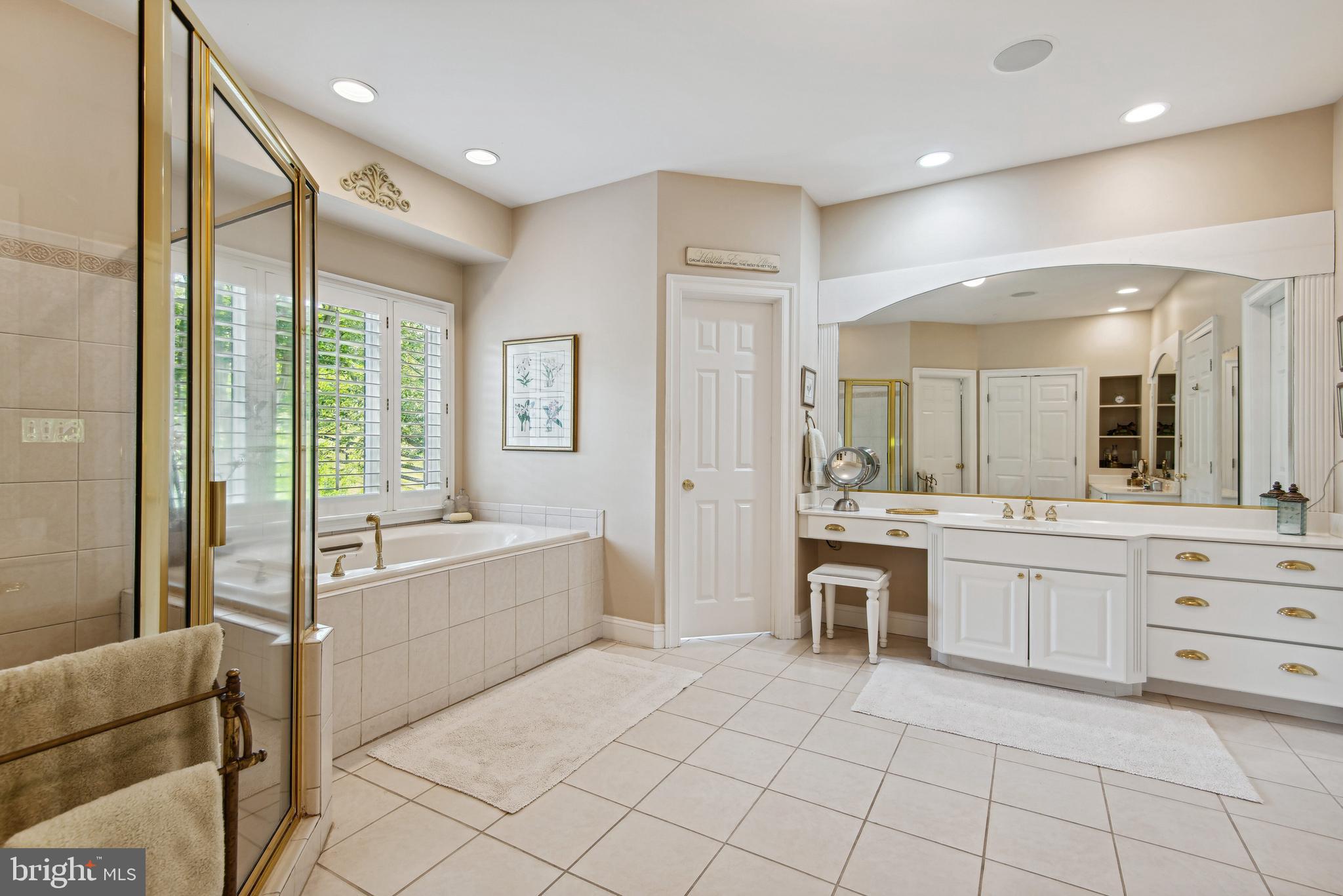 ATOKA CHASE - Residential