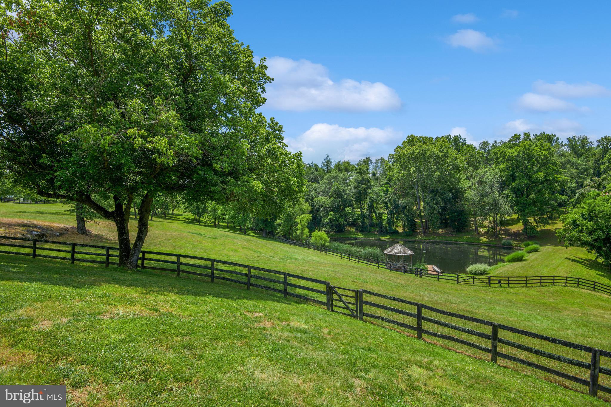 ATOKA CHASE - Residential
