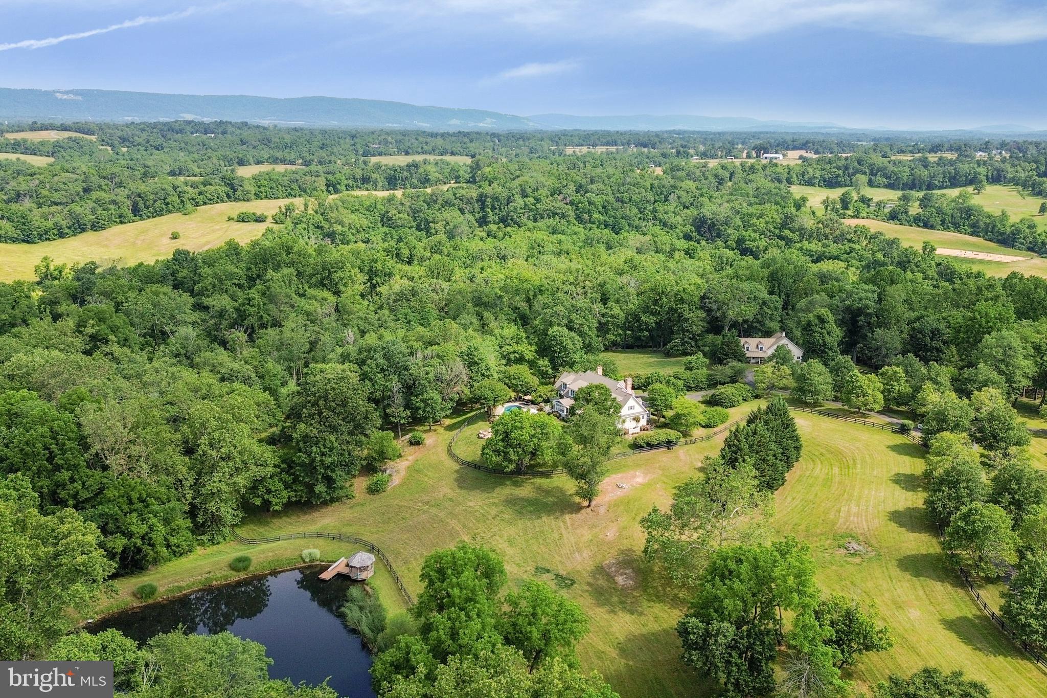 ATOKA CHASE - Residential