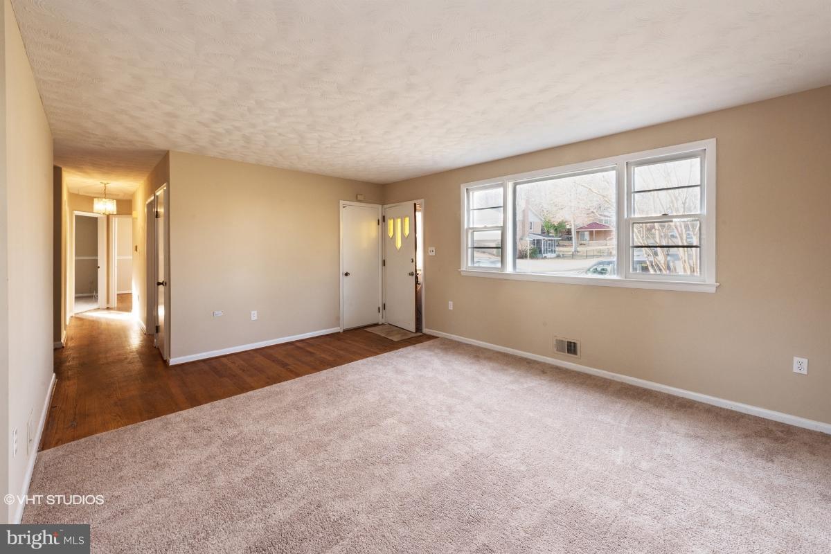 ANDREW HILLS - Residential