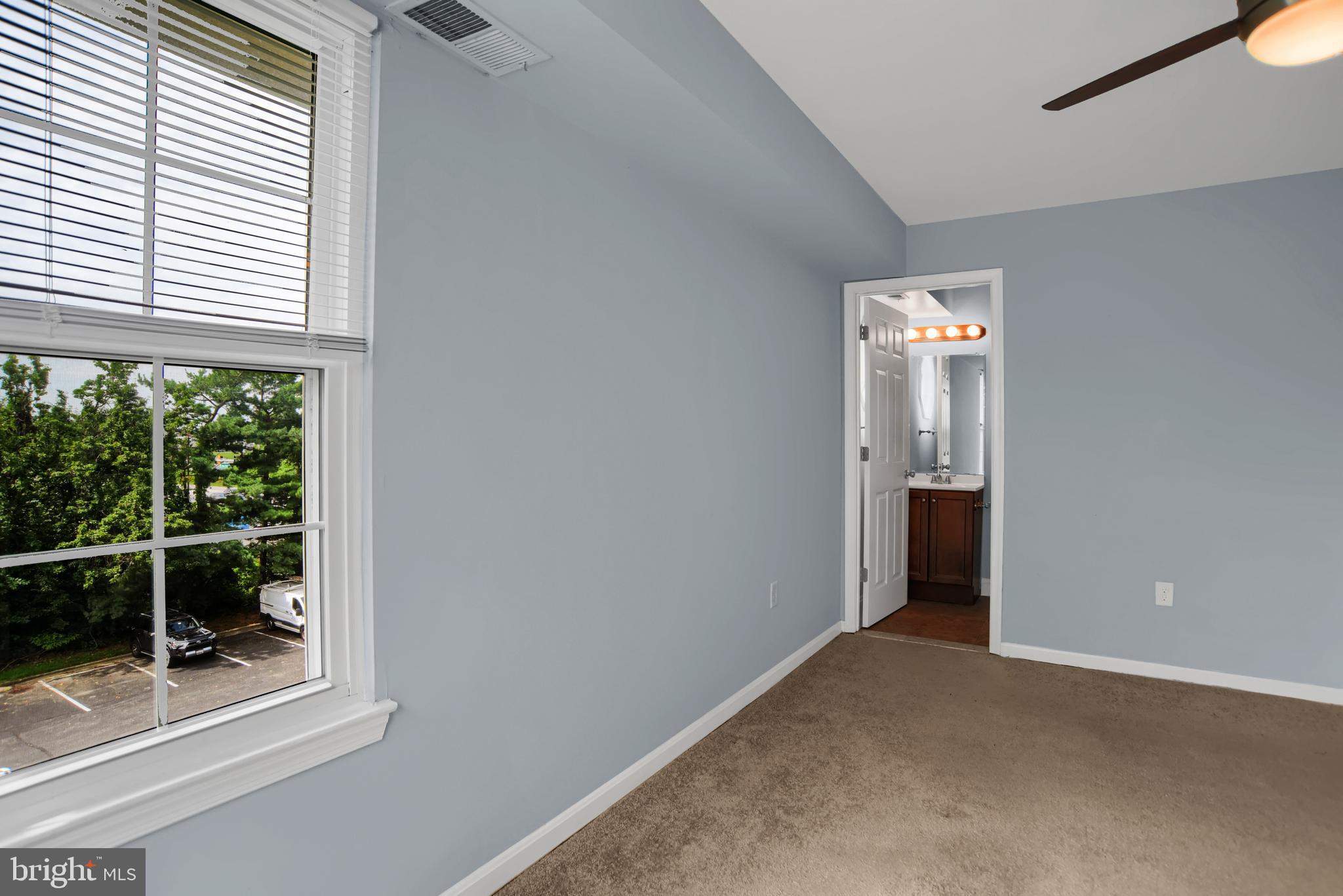 CROMWELL FOUNTAIN - Residential Lease